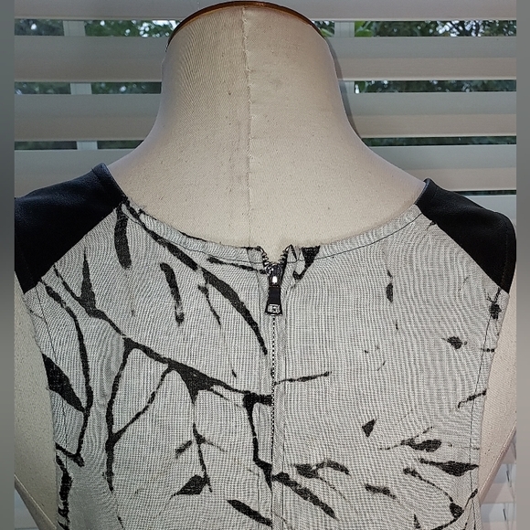 7 for all mankind Black/Ivory Floral Cut Out Look Dress NWT - Picture 7 of 7